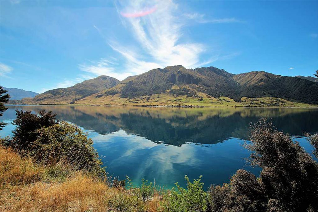 Guided tours to Lake Hawea NZ